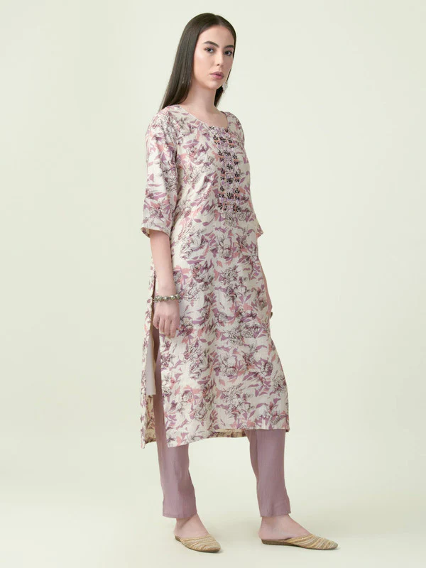 Manufacturer, Exporter, Importer, Supplier, Wholesaler, Retailer, Trader of Women Ambika Ethnic Multi Kurti Set in New Delhi, Delhi, India