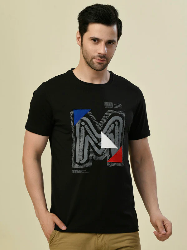 Manufacturer, Exporter, Importer, Supplier, Wholesaler, Retailer, Trader of Black Men T-Shirt in New Delhi, Delhi, India