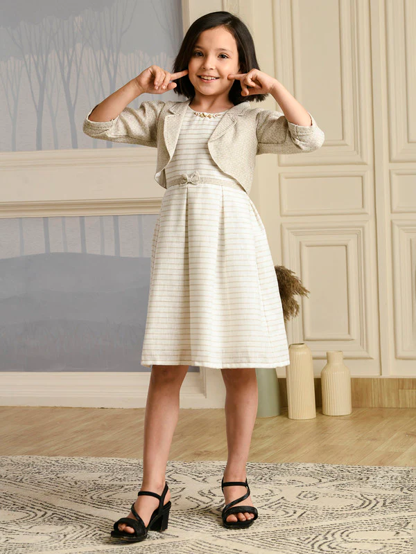 Manufacturer, Exporter, Importer, Supplier, Wholesaler, Retailer, Trader of Girls Jilax Fown Frock in New Delhi, Delhi, India