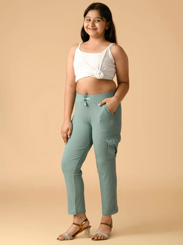 Manufacturer, Exporter, Importer, Supplier, Wholesaler, Retailer, Trader of Girls Pista Lowers in New Delhi, Delhi, India