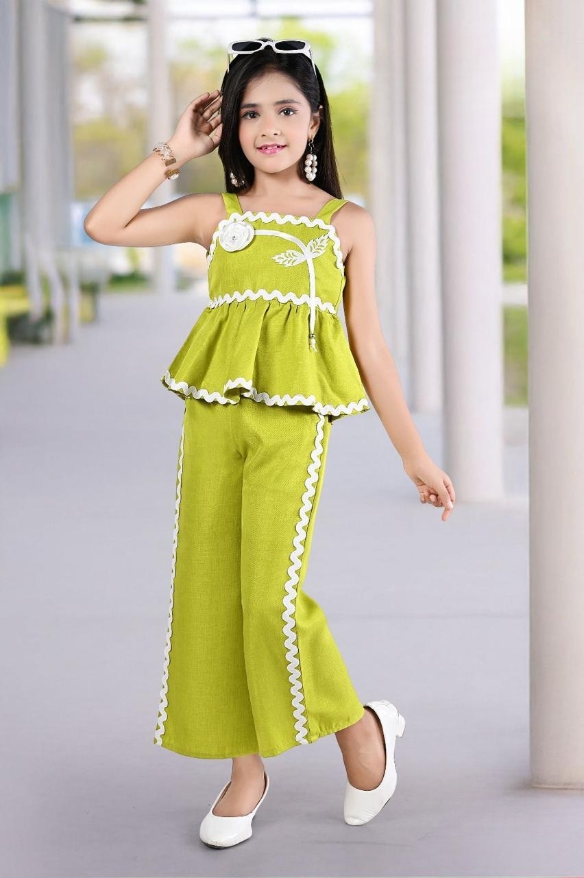Manufacturer, Exporter, Importer, Supplier, Wholesaler, Retailer, Trader of Green Colour Plazo Sets For Girls in New Delhi, Delhi, India