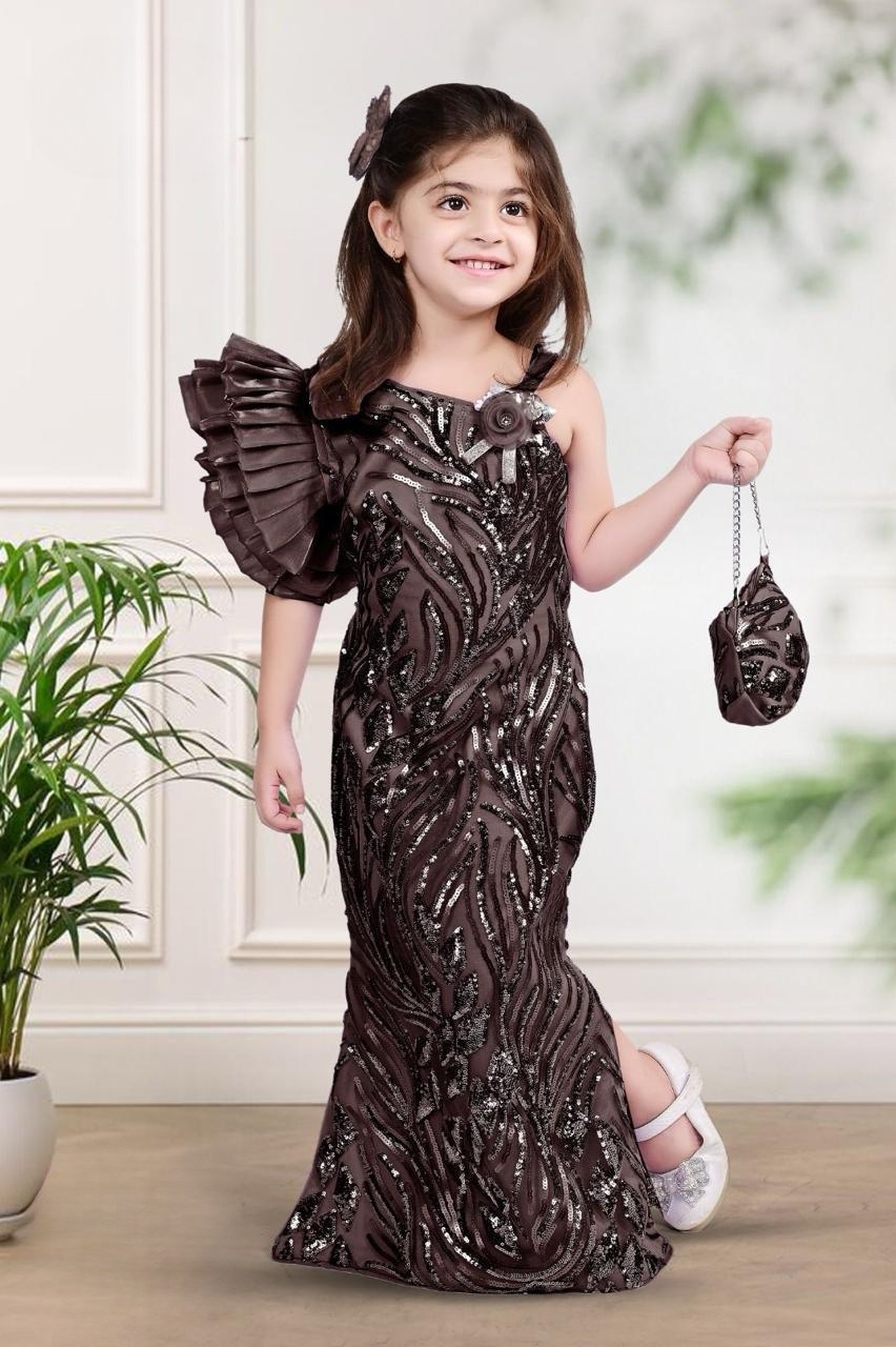 Manufacturer, Exporter, Importer, Supplier, Wholesaler, Retailer, Trader of Maroon Colour Gown For Girls in New Delhi, Delhi, India